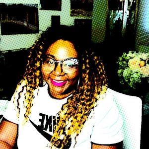 Meet your Posher, Aisha